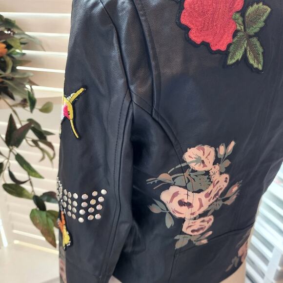 BAGATELLE BLACK EMBROIDERED FAUX LEATHER JACKET SIZE XS - Picture 8 of 11